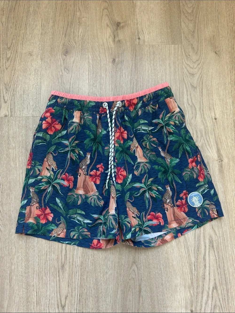 Chubbies Men’s Leopard Jungle Swim Trunks XS 5.5” Inseam EUC